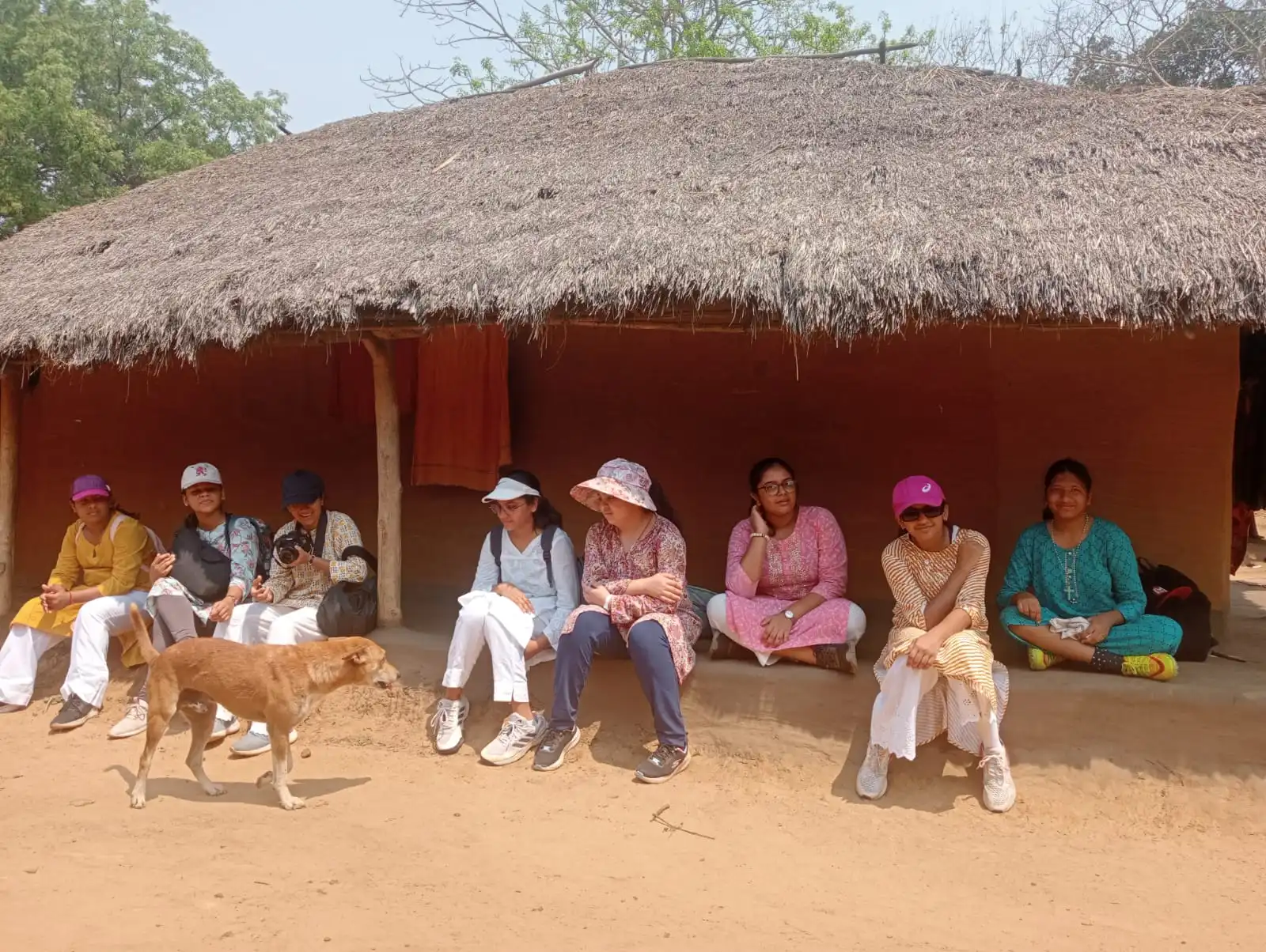 Guests at Kila Dalijoda
